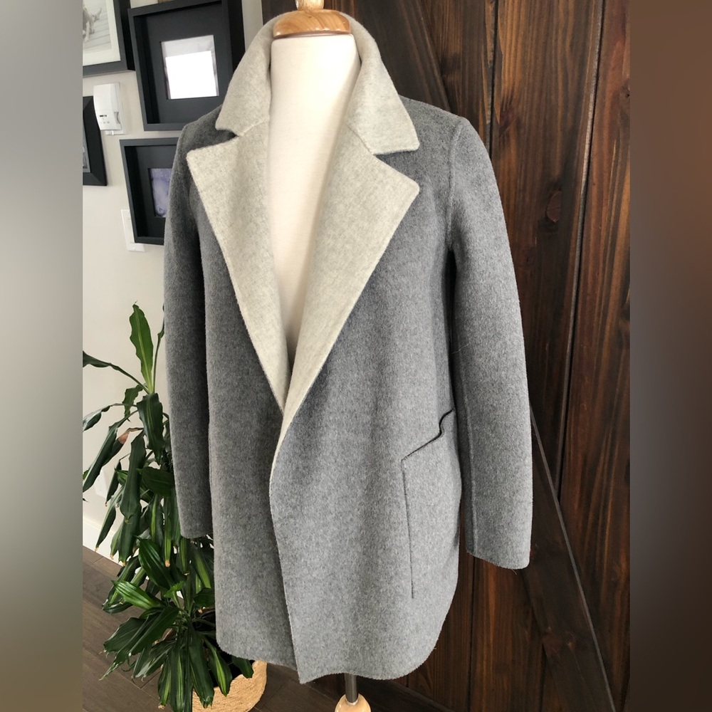 Nordstrom wool reversible jacket.
Size small